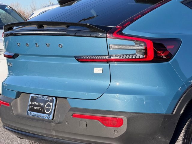 Certified 2023 Volvo C40 P8 Recharge Plus w/ Climate Package image 10