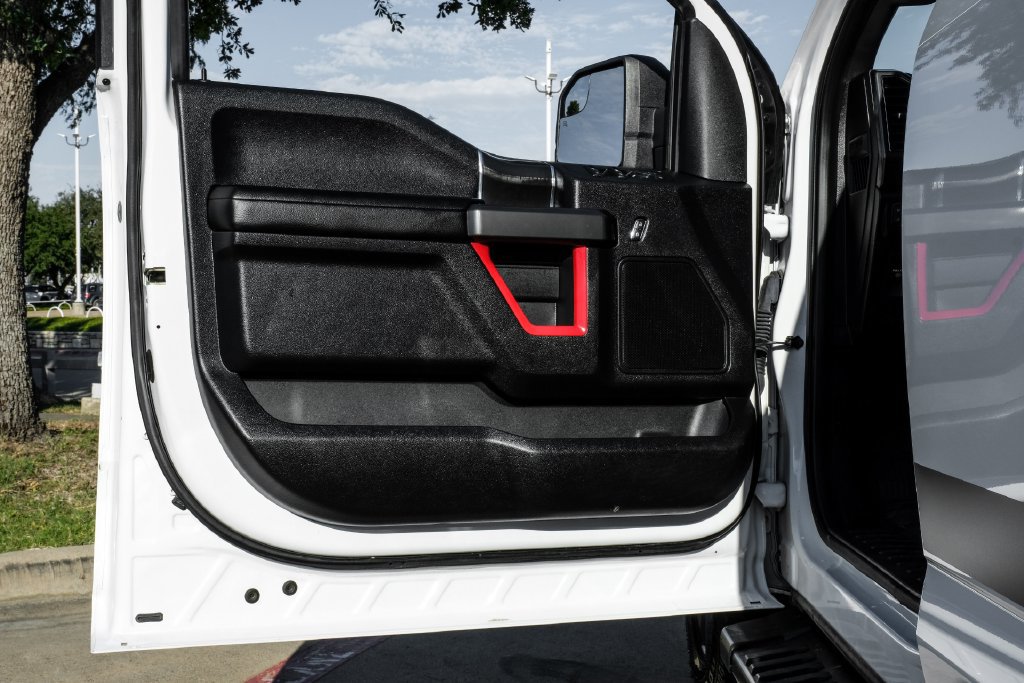 Used 2019 Ford F150 XLT w/ Equipment Group 302A Luxury AWD/4WD image 48