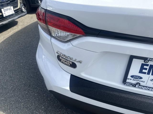 Used 2023 Toyota Corolla LE image 5