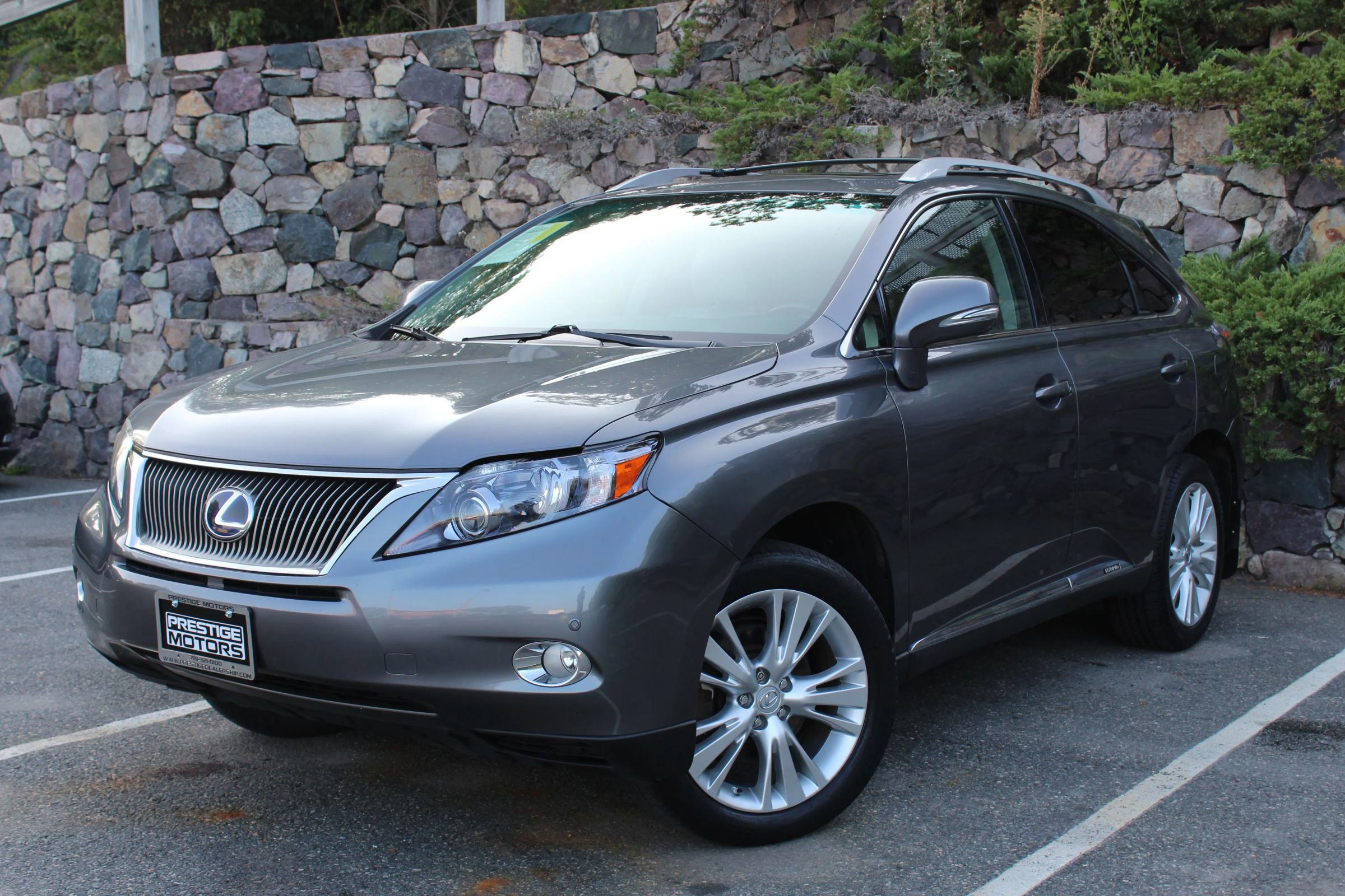 Used 2012 Lexus RX 450h AWD w/ Premium Pkg image 2