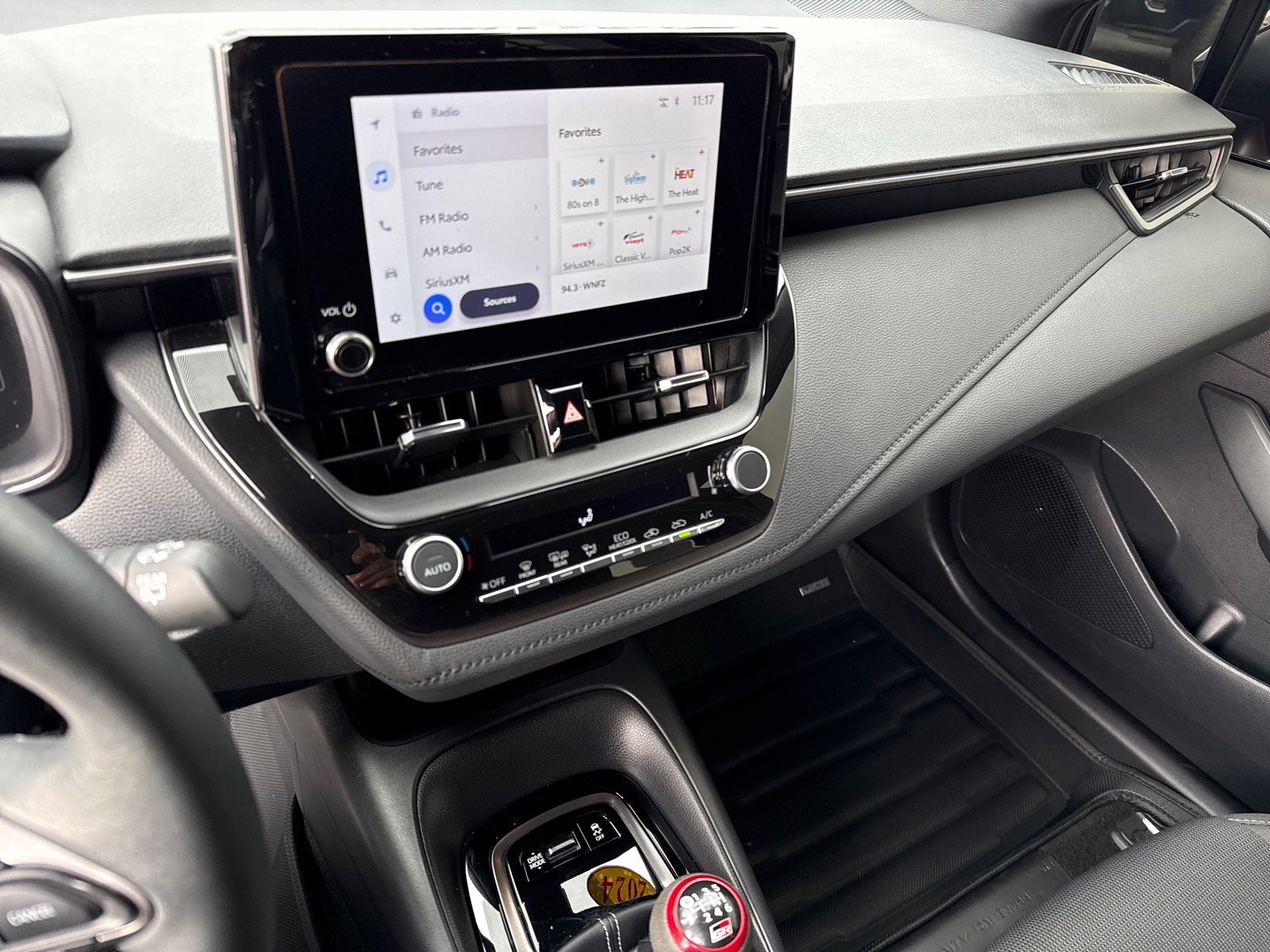 Used 2024 Toyota Corolla Core w/ Performance Package image 19