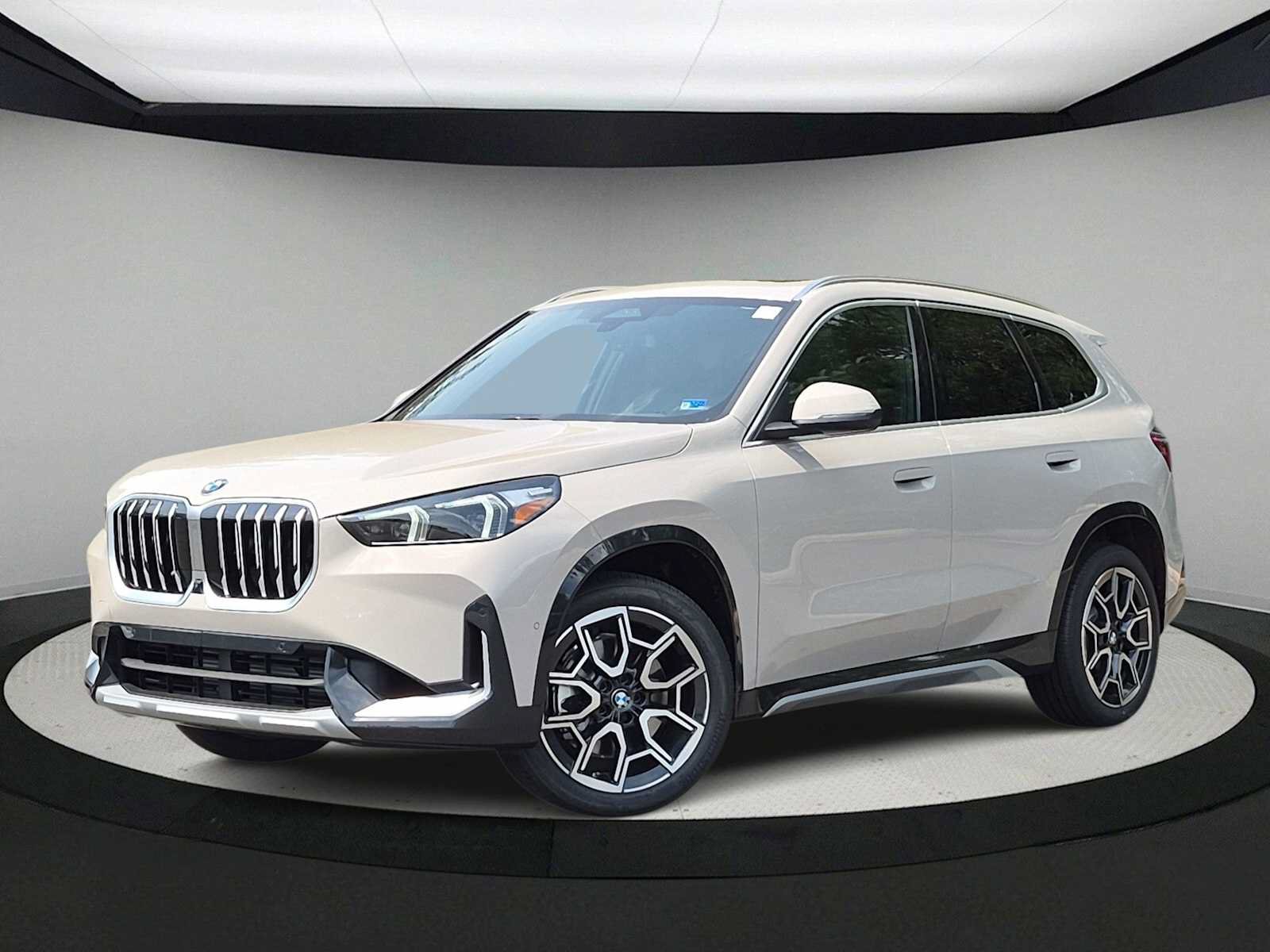 New 2027 BMW X1 xDrive28i AWD/4WD image 1