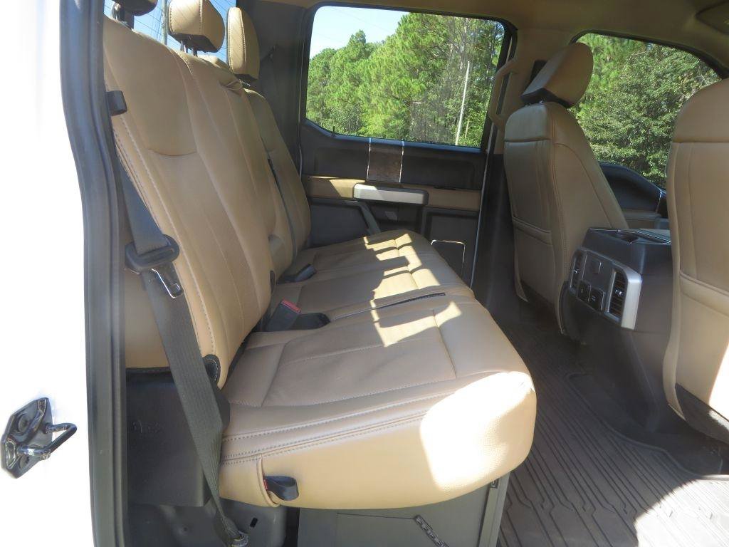 Used 2022 Ford F250 Lariat w/ Lariat Value Package AWD/4WD image 28
