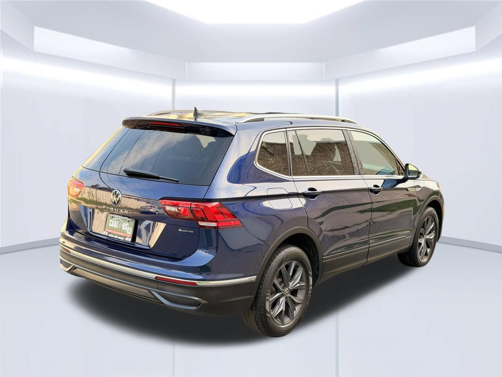 Used 2022 Volkswagen Tiguan SE AWD/4WD image 5