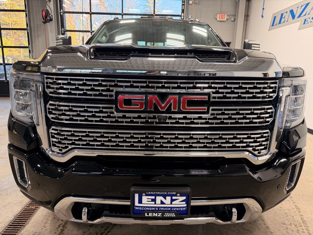 Used 2023 GMC Sierra 2500 Denali AWD/4WD image 3