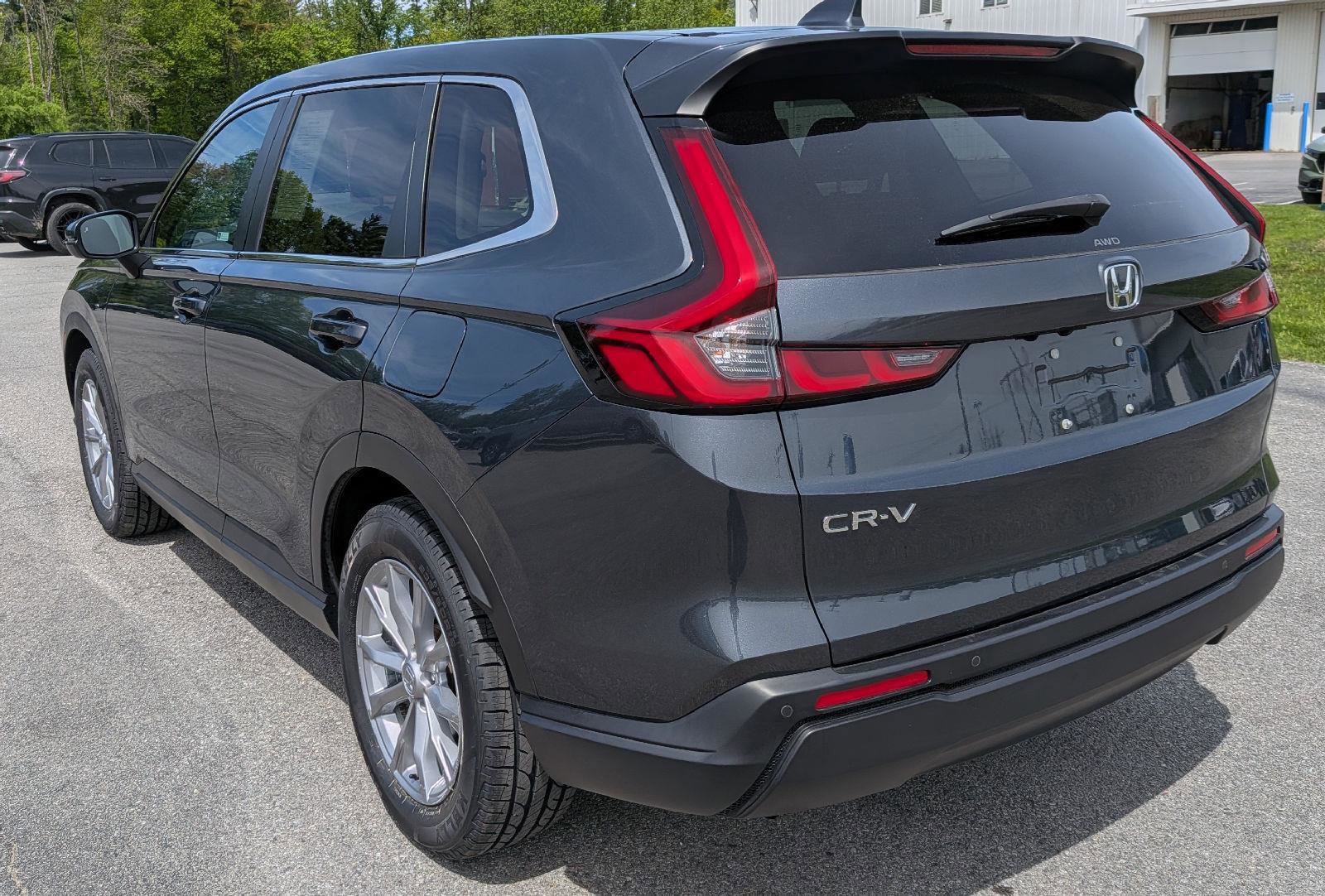 Used 2023 Honda CR-V EX-L image 8