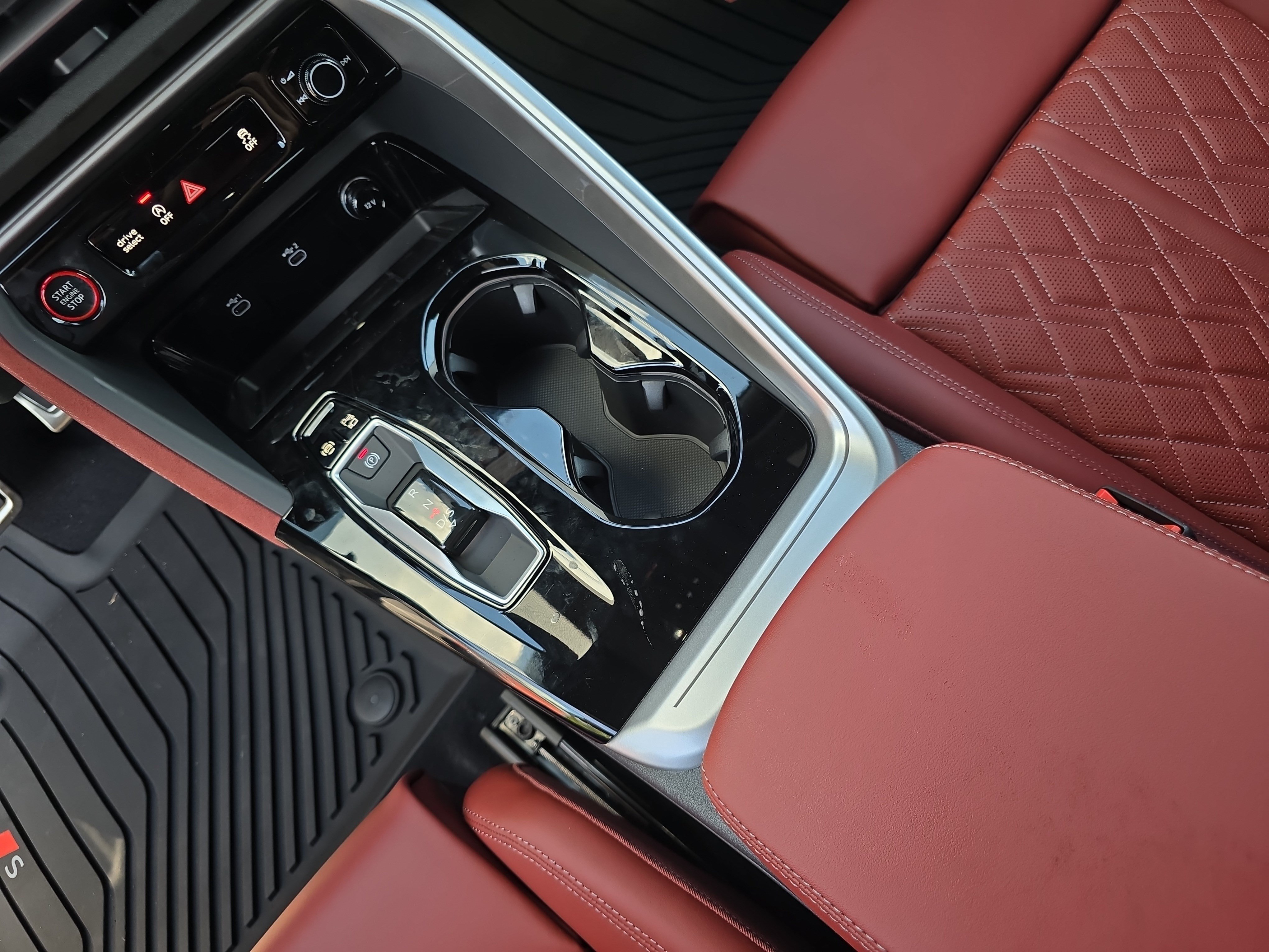 New 2026 Audi SQ5 Prestige AWD/4WD image 24