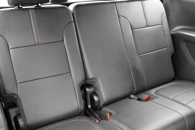 Used 2022 Chevrolet Traverse RS image 20