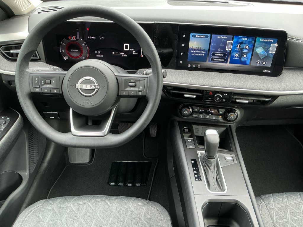 New 2026 Nissan Kicks SV w/ Cold Weather Package FWD image 16