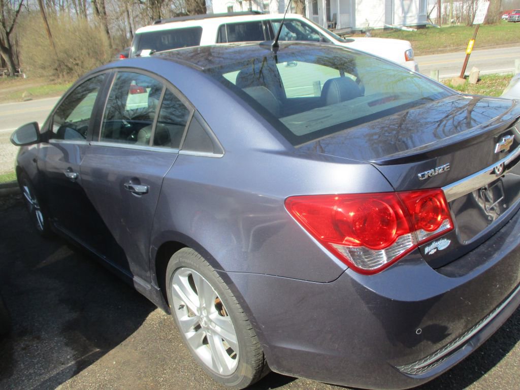 Used 2013 Chevrolet Cruze LTZ w/ Enhanced Safety Package FWD image 8