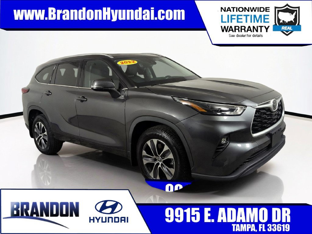 Used 2022 Toyota Highlander XLE