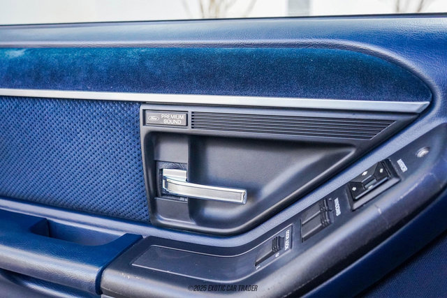 Used 1989 Ford Thunderbird Super RWD image 46