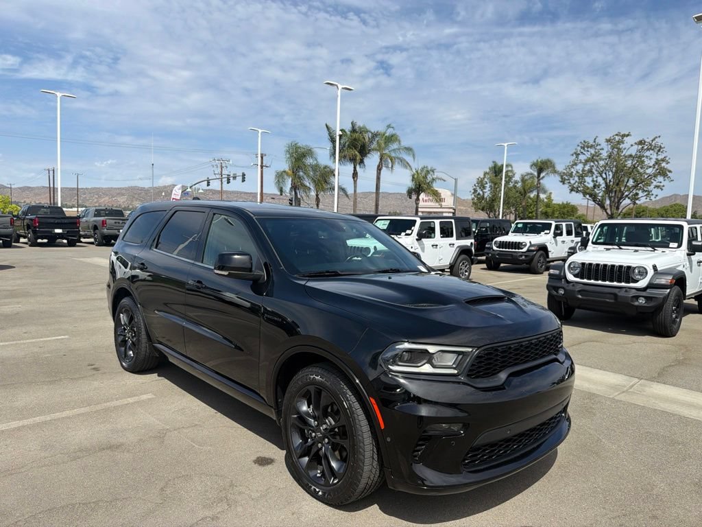 Used 2021 Dodge Durango R/T w/ Blacktop Package AWD/4WD image 2