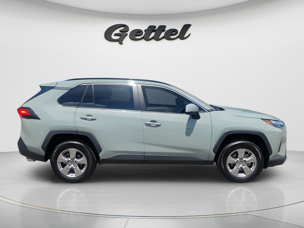 Used 2023 Toyota RAV4 XLE w/ Convenience Package FWD image 4