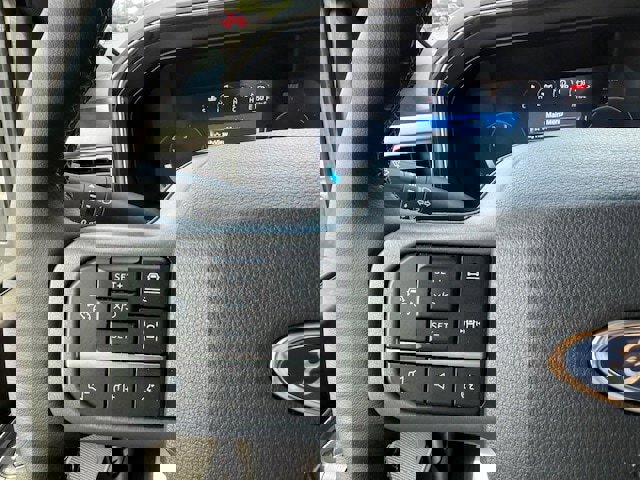 New 2025 Ford F250 Lariat w/ Lariat Ultimate Package image 22