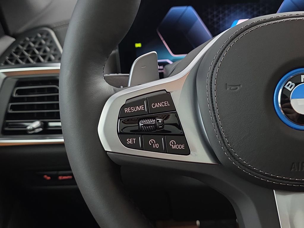 New 2026 BMW X5 xDrive50e w/ M Sport Package image 17