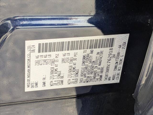 Used 2025 Nissan Rogue SV AWD/4WD image 26