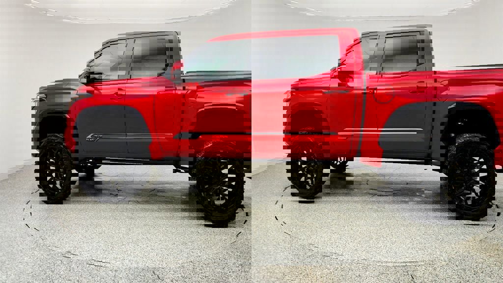 Used 2025 Toyota Tundra Platinum image 8