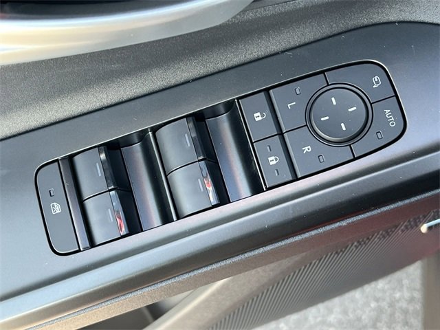 New 2026 Subaru Solterra Limited XT image 27