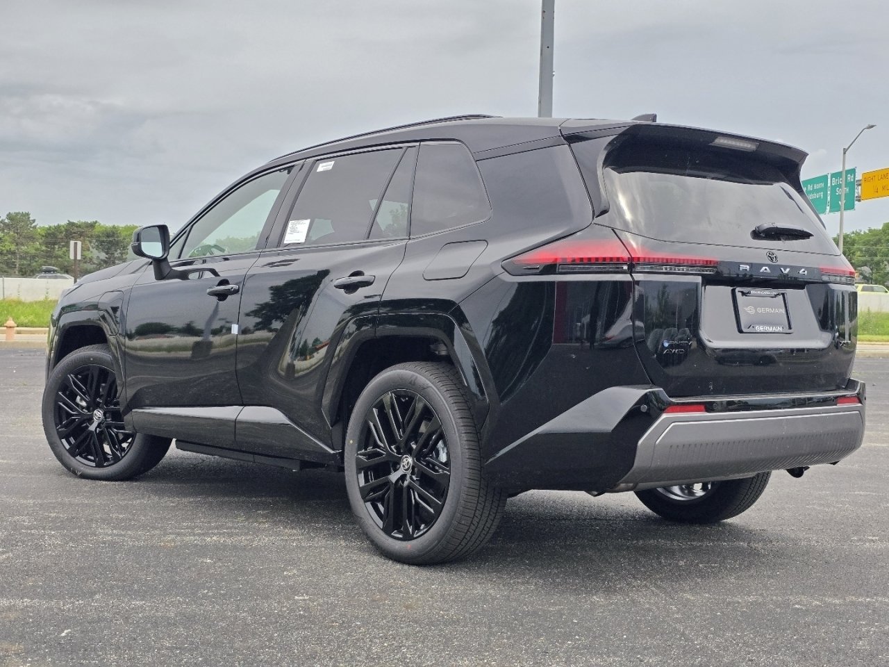 New 2026 Toyota RAV4 XSE AWD/4WD image 14