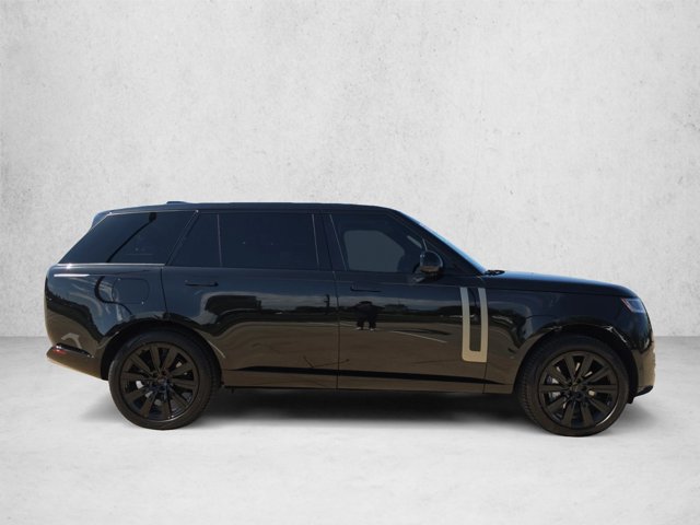 Used 2026 Land Rover Range Rover Long Wheelbase SE AWD/4WD image 4