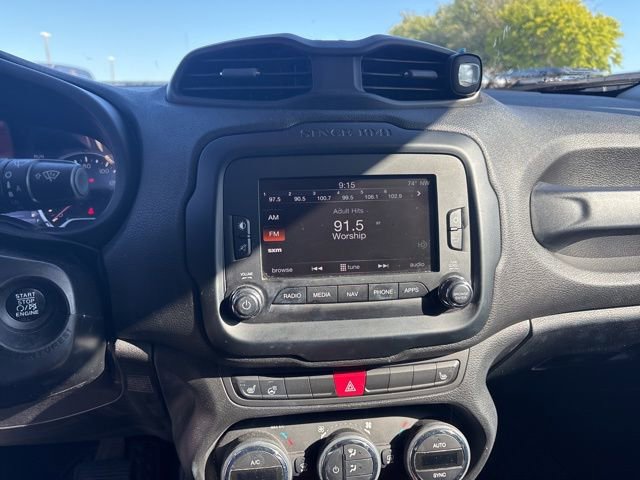 Used 2017 Jeep Renegade Trailhawk w/ Premium Trailhawk Package AWD/4WD image 12