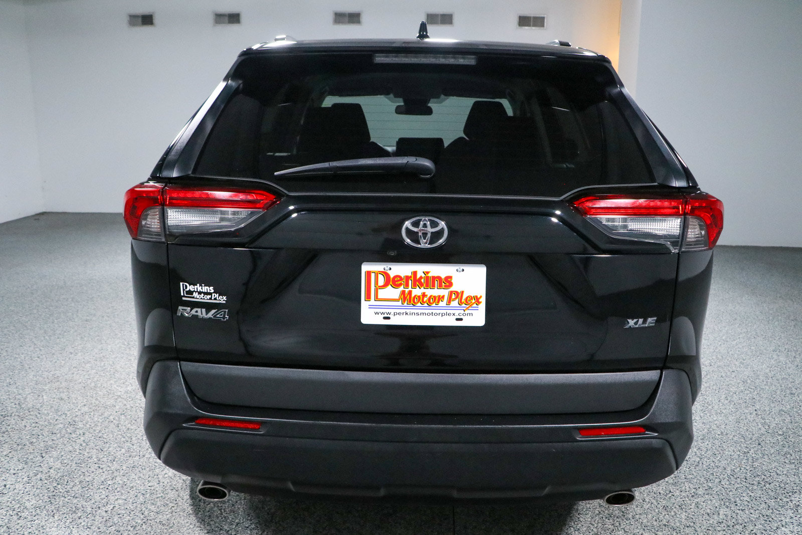 Used 2022 Toyota RAV4 XLE FWD image 8