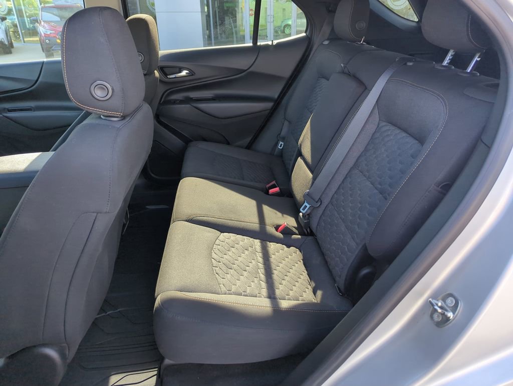 Used 2018 Chevrolet Equinox LT FWD image 28