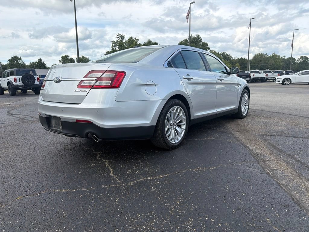 Used 2019 Ford Taurus Limited FWD image 6