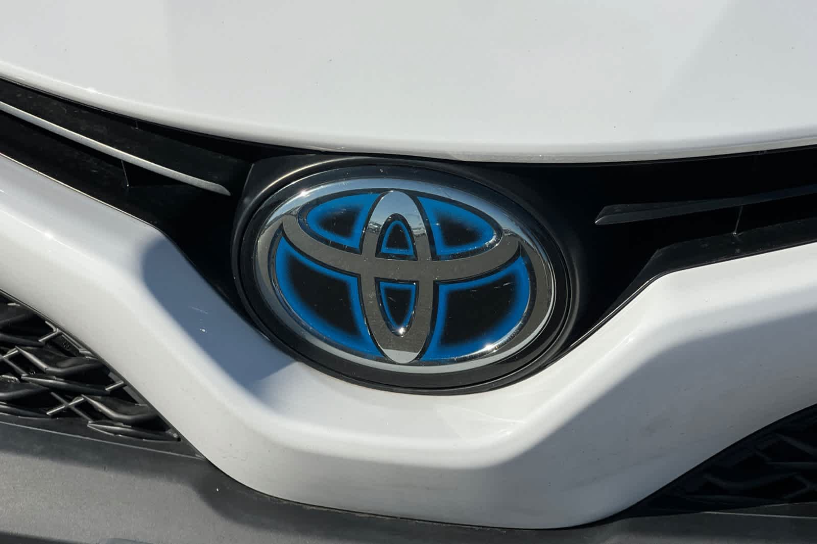 Used 2019 Toyota Camry SE w/ Audio Package FWD image 16