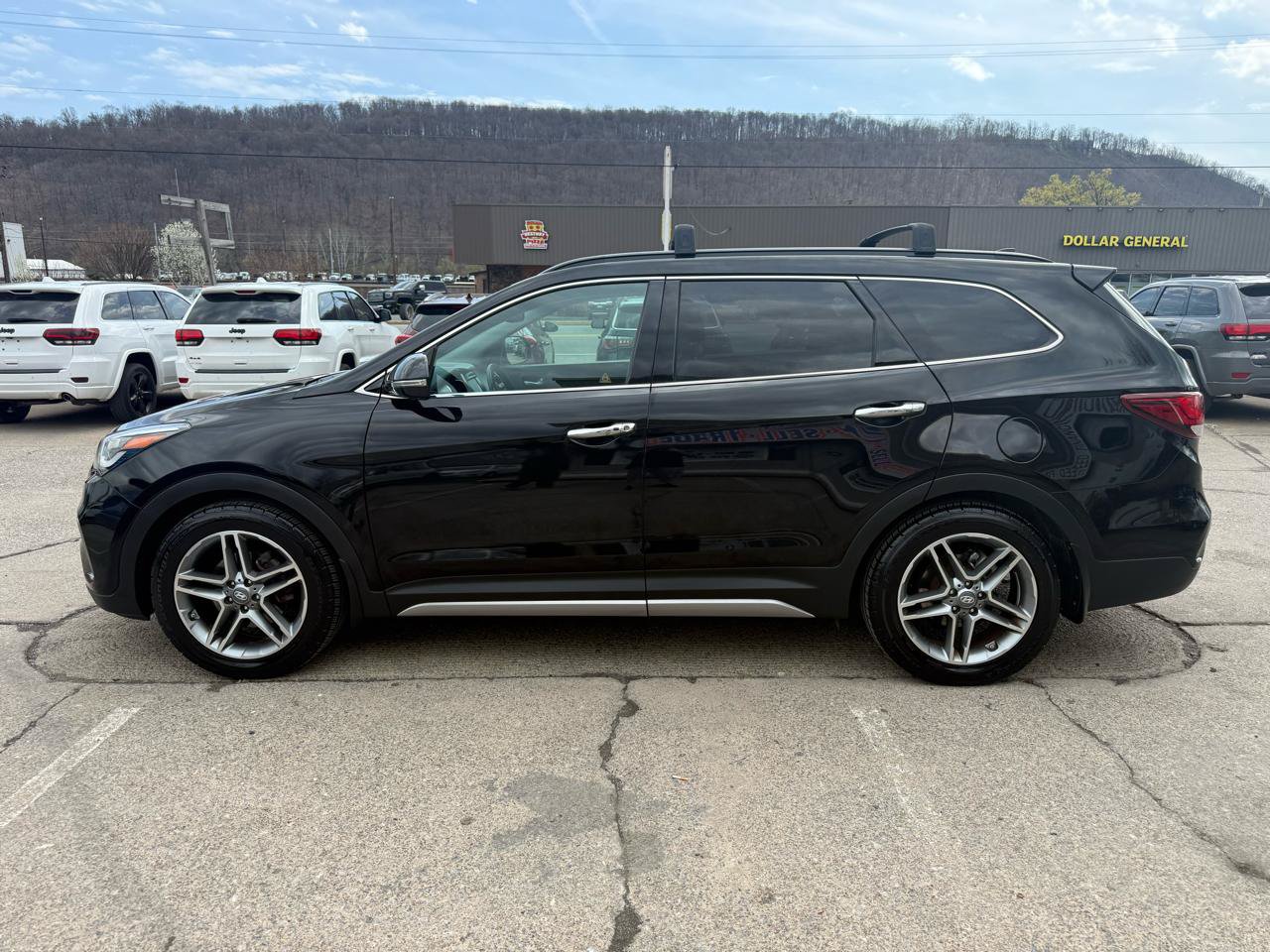 Used 2018 Hyundai Santa Fe Limited AWD/4WD image 4