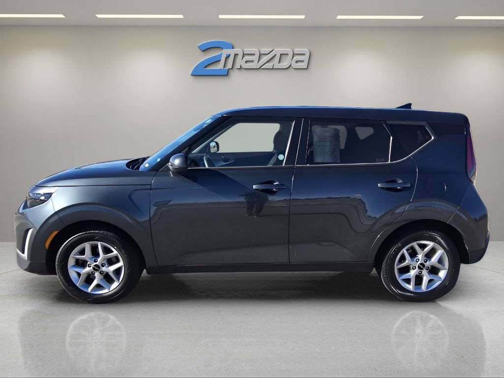 Used 2024 Kia Soul LX w/ Option Group 015 image 2