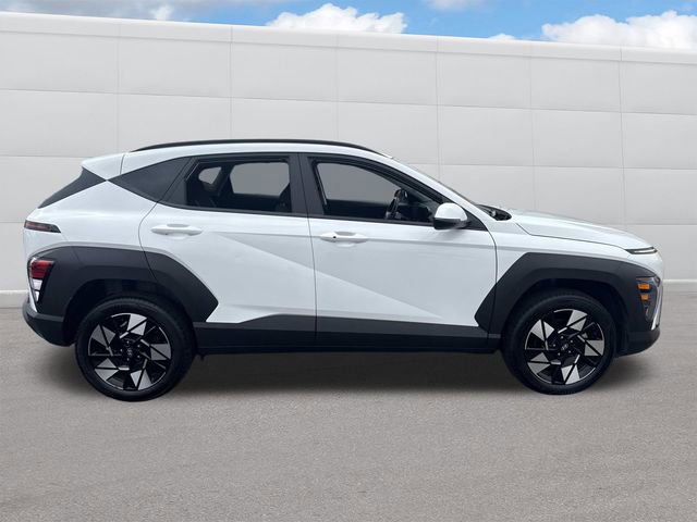 Used 2025 Hyundai Kona SEL image 8