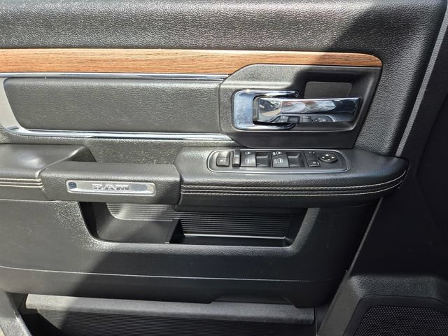 Used 2016 RAM 1500 Laramie w/ Convenience Group AWD/4WD image 13