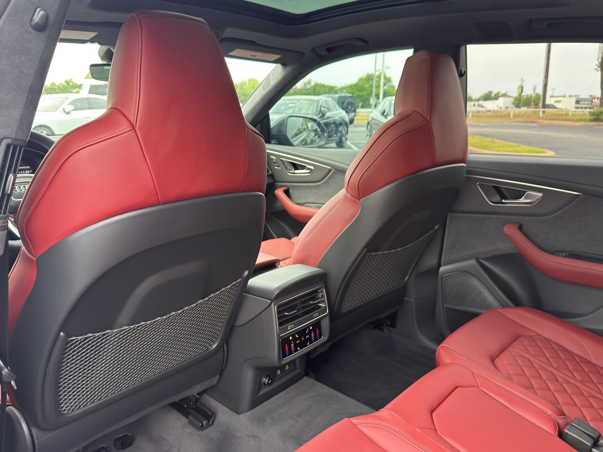 New 2026 Audi SQ8 Prestige AWD/4WD image 25