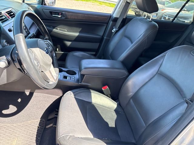 Used 2016 Subaru Outback 3.6R Limited AWD/4WD image 9