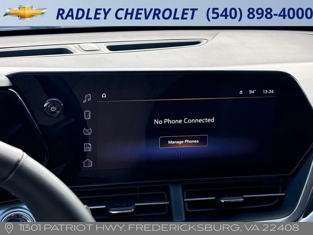 Used 2025 Chevrolet Trax LT w/ LT Convenience Package FWD image 9