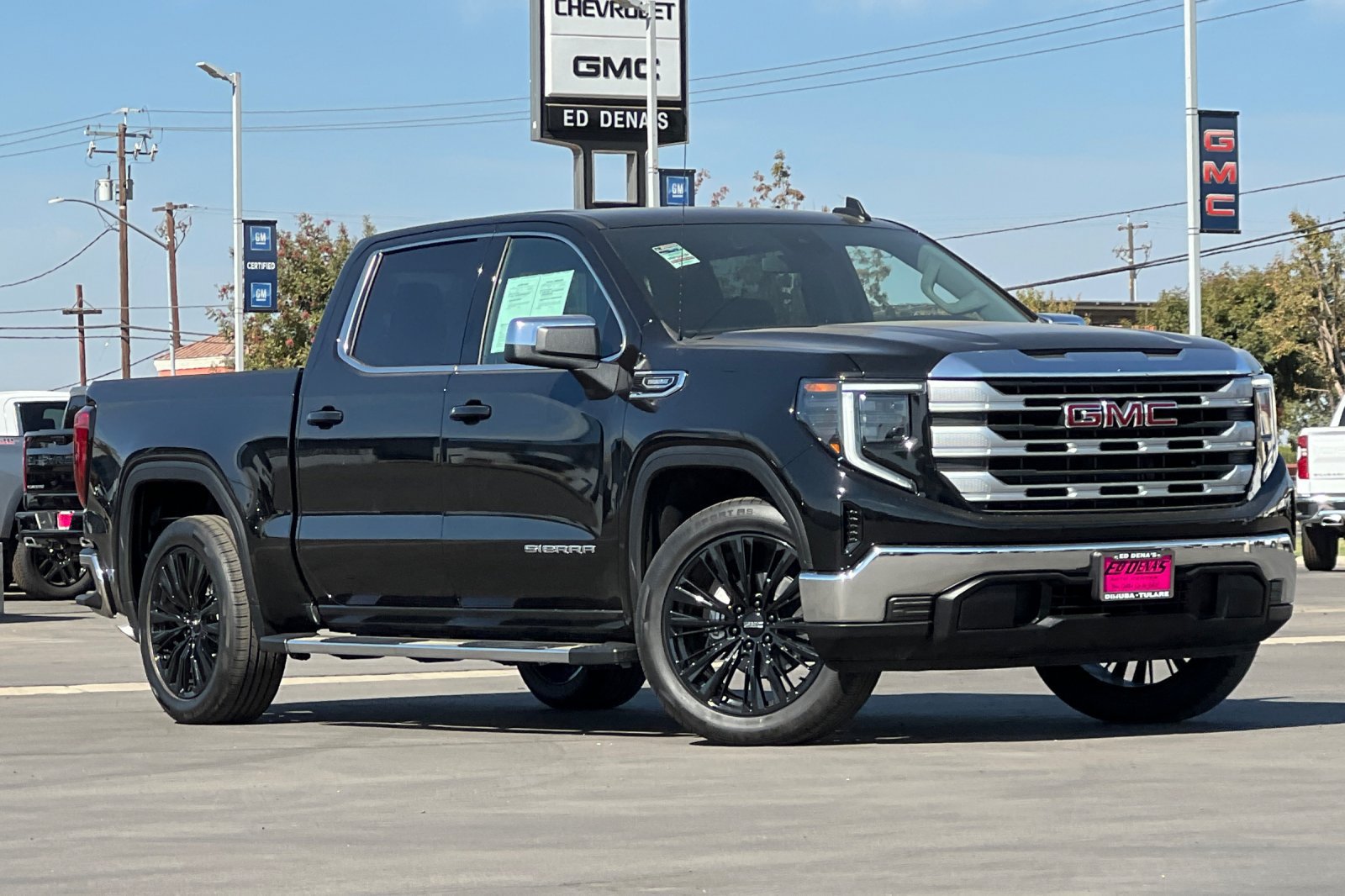 Used 2026 GMC Sierra 1500 SLE RWD image 2