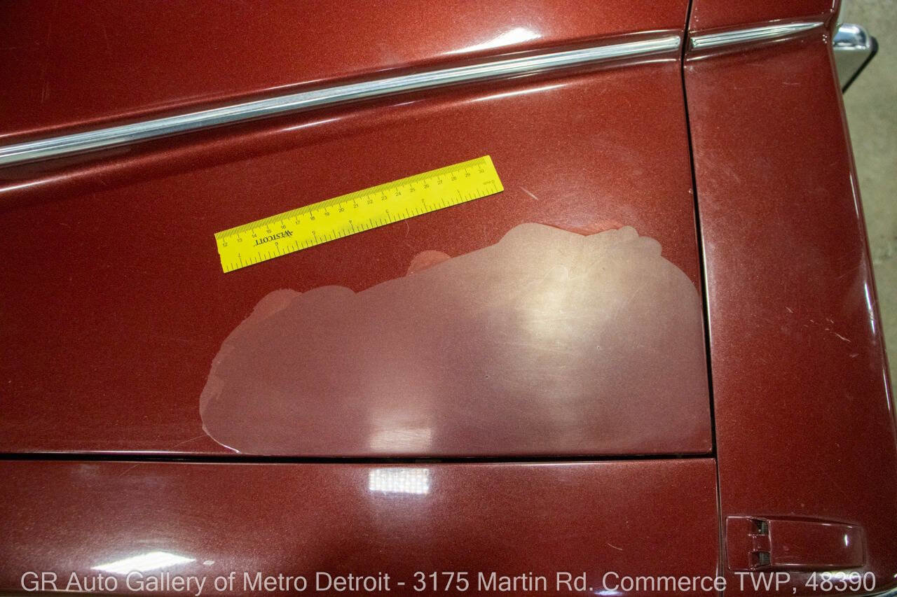 Used 1990 Cadillac Brougham image 39