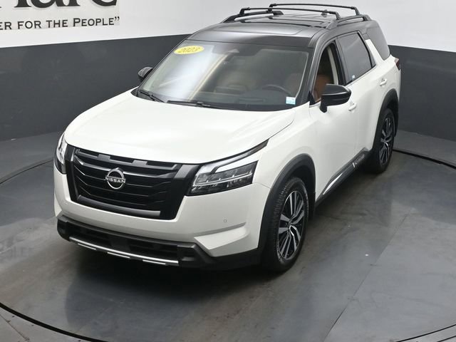 Used 2023 Nissan Pathfinder Platinum AWD/4WD image 44