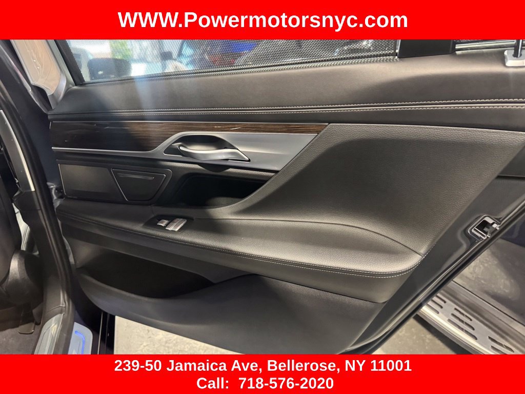 Used 2019 BMW 740e xDrive w/ Executive Package AWD/4WD image 30