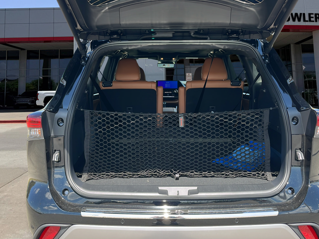 New 2026 Toyota Highlander Platinum AWD/4WD image 18