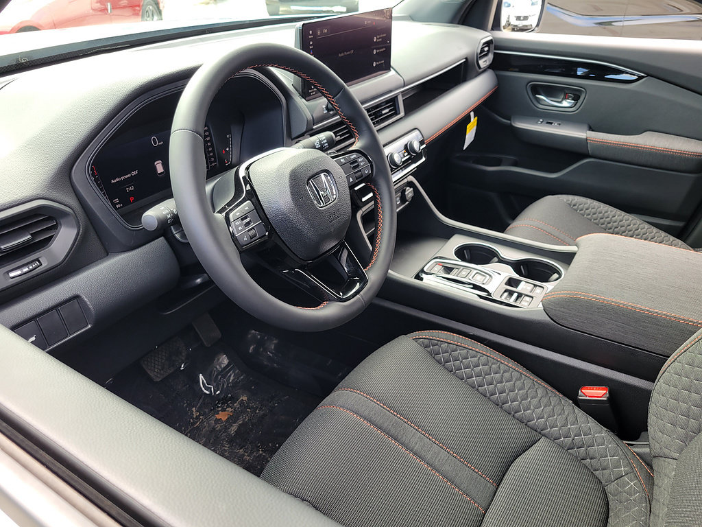 New 2026 Honda Pilot Sport image 17
