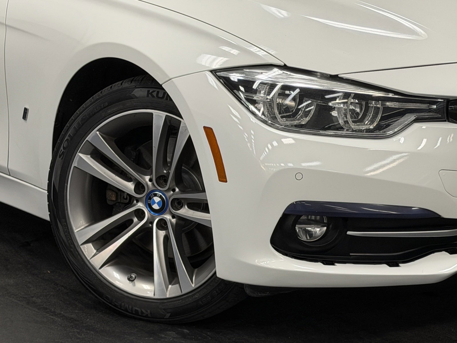 Used 2018 BMW 330e image 4