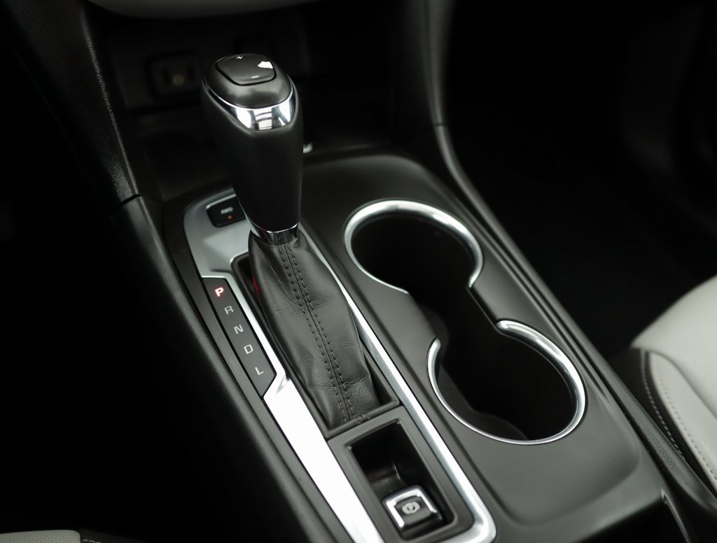 Used 2018 Chevrolet Equinox Premier image 20