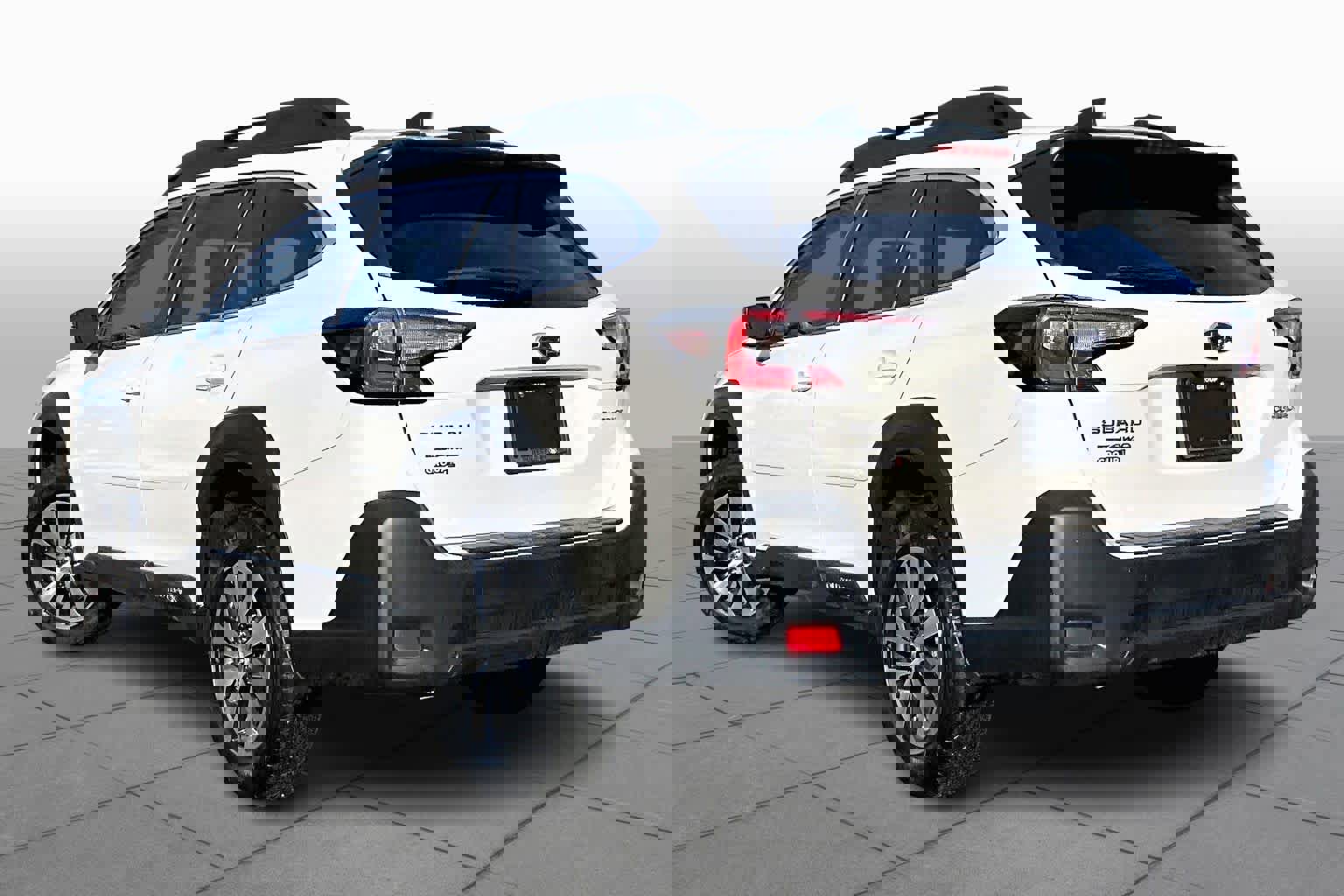 Used 2025 Subaru Outback Premium image 12