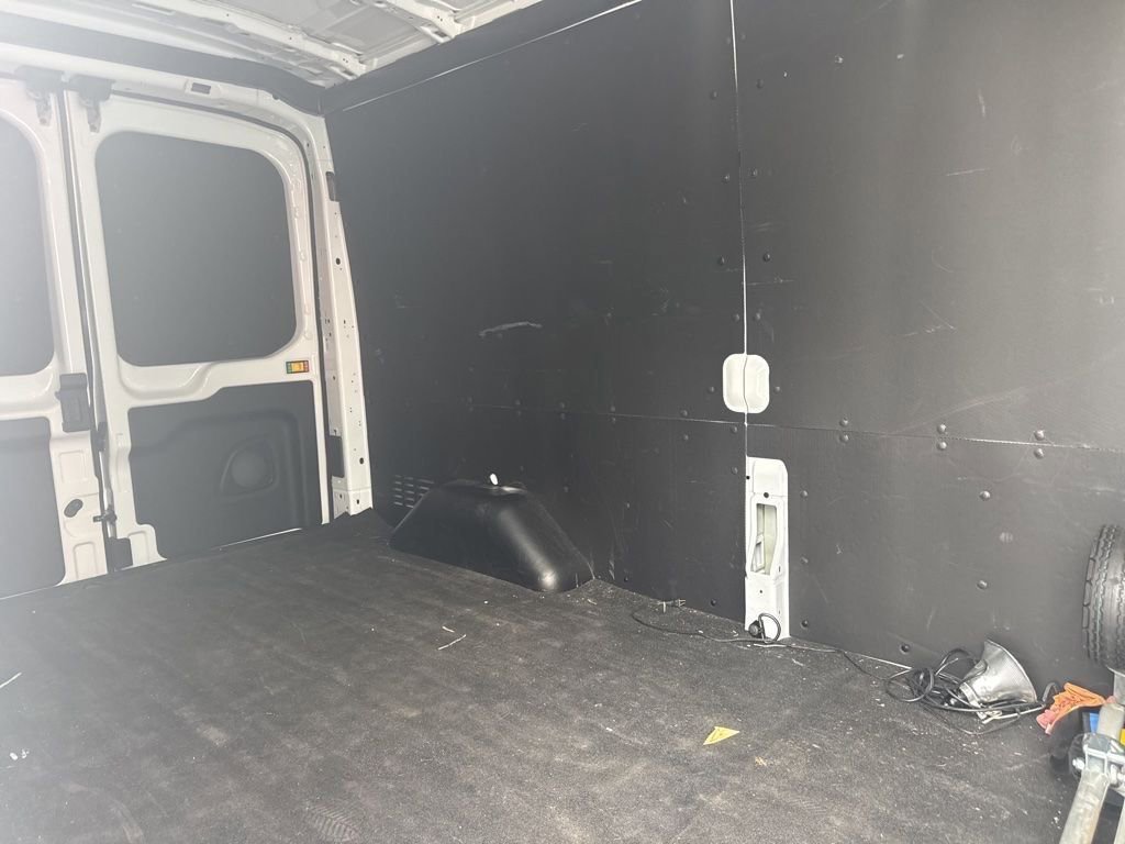 Used 2024 Ford Transit 250 148 Medium Roof w/ Load Area Protection Package RWD image 7