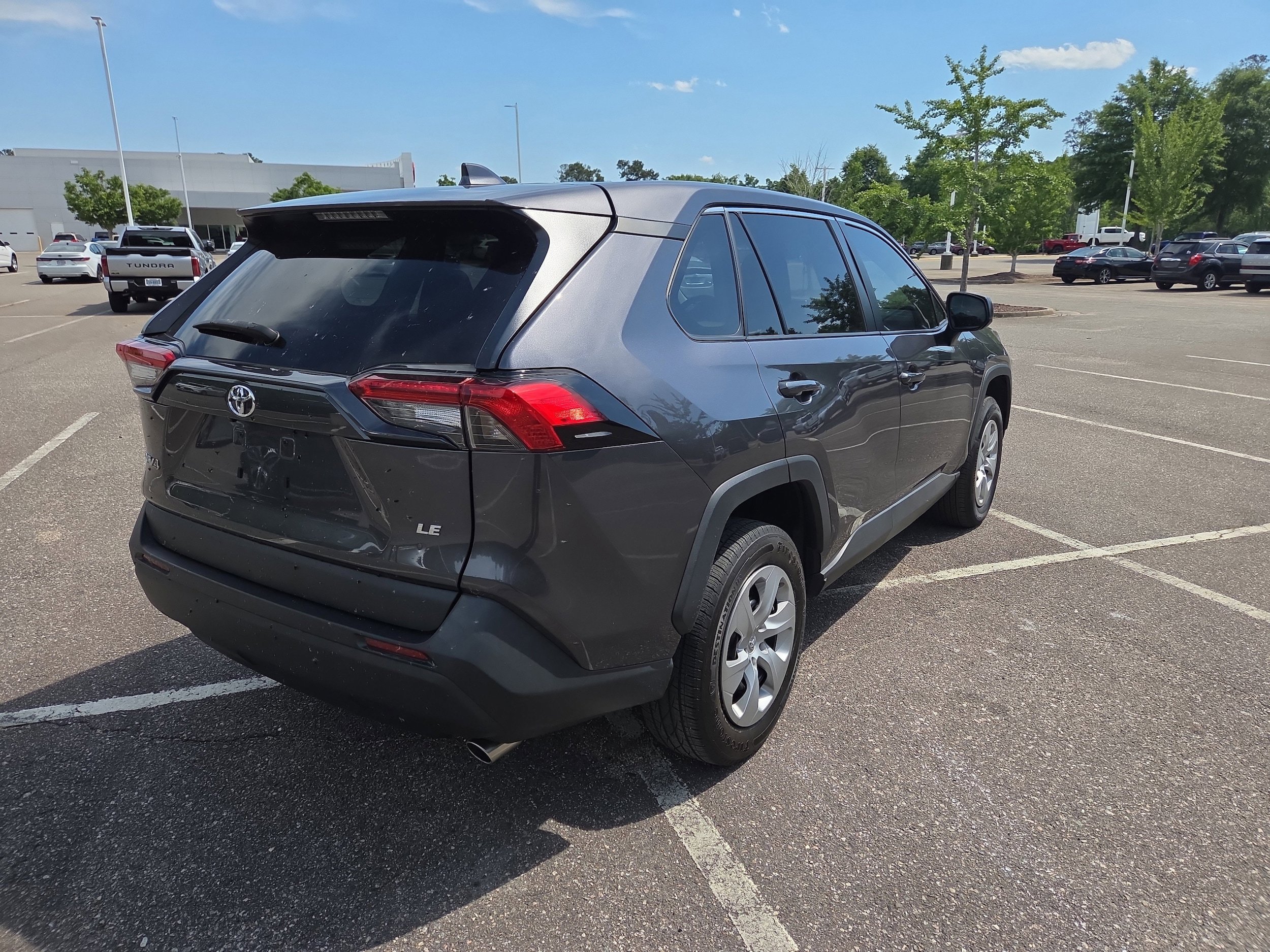 Used 2024 Toyota RAV4 LE FWD image 3