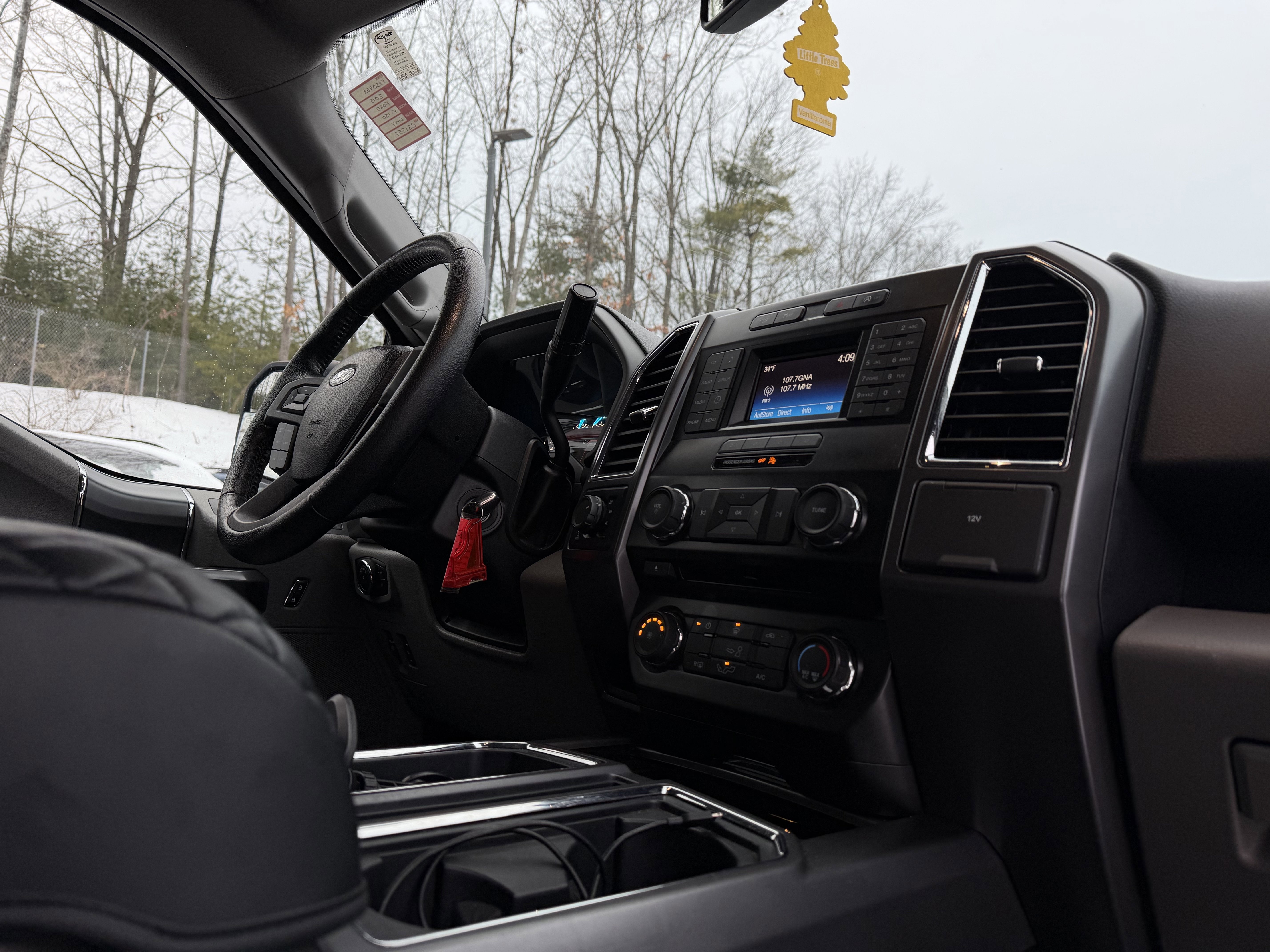 Used 2015 Ford F150 XLT w/ Equipment Group 301A Mid image 41