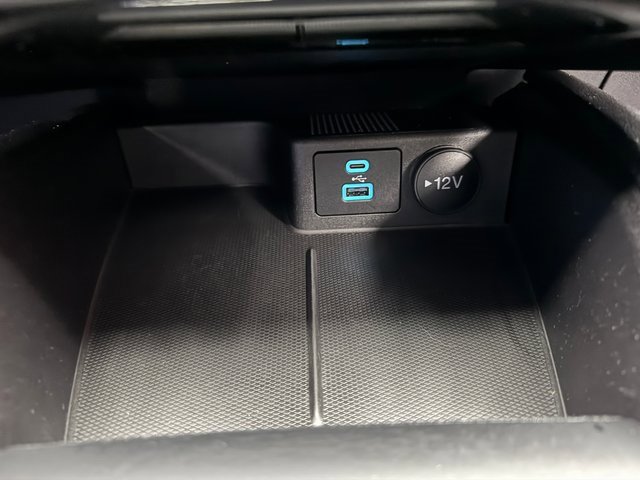 Used 2022 Ford Escape SE image 18